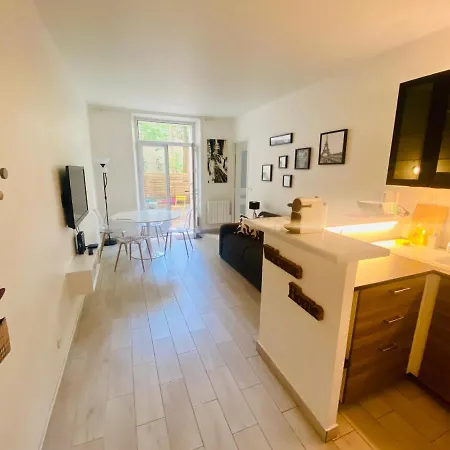 Wendy Family Flat With Calm Courtyard 3min For Metro Paris In 10 Mins * Maisons-Alfort